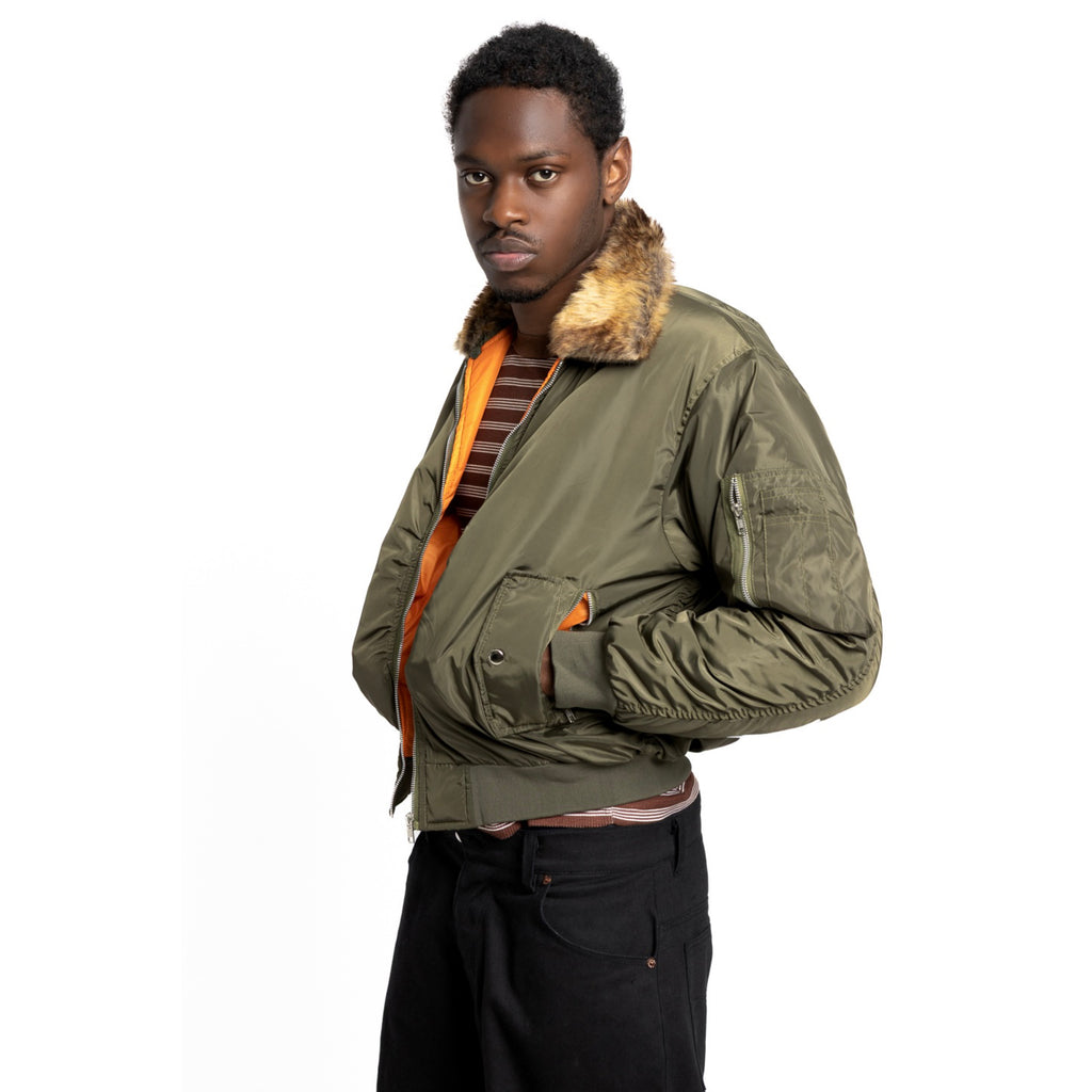 Load image into Gallery viewer, HUNTER BOMBER JACKET
